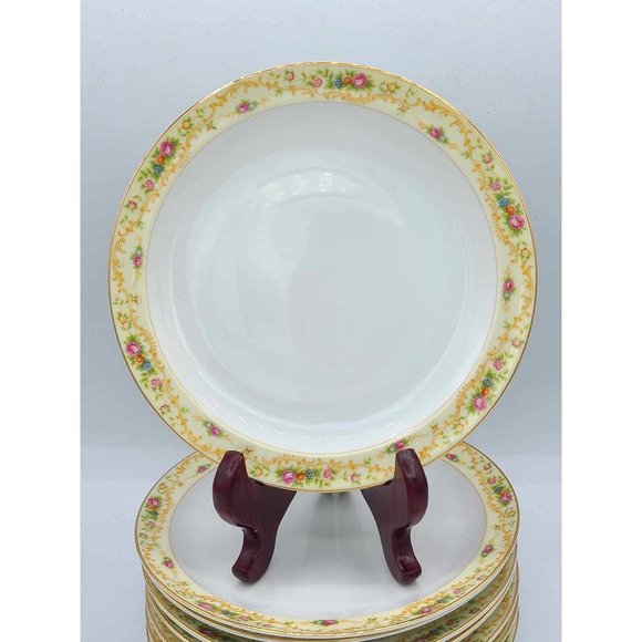 8 pcs VTG Meito China The Windsor Shape 6 1/2" Bread Plates. 22K Gold Decorated - Picture 5 of 10